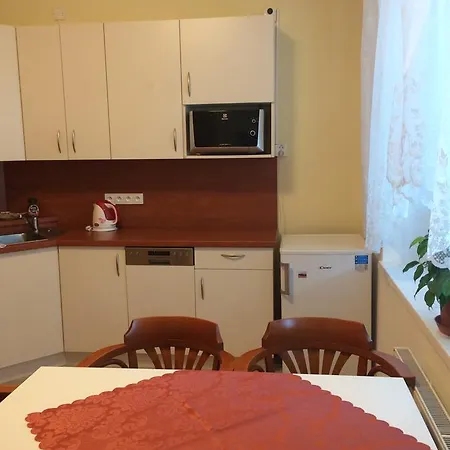 4 Apartment *